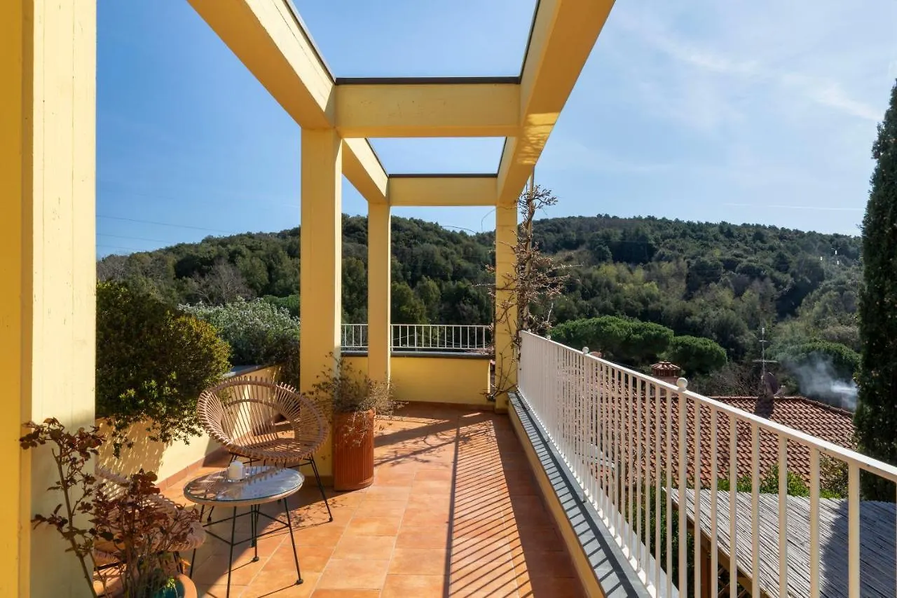 Bed & Breakfast Holiday Prato Verde Chiatri Italië