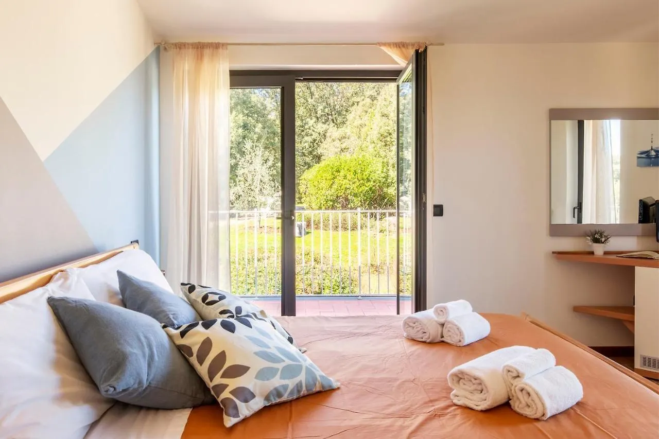 Bed & Breakfast Holiday Prato Verde Chiatri