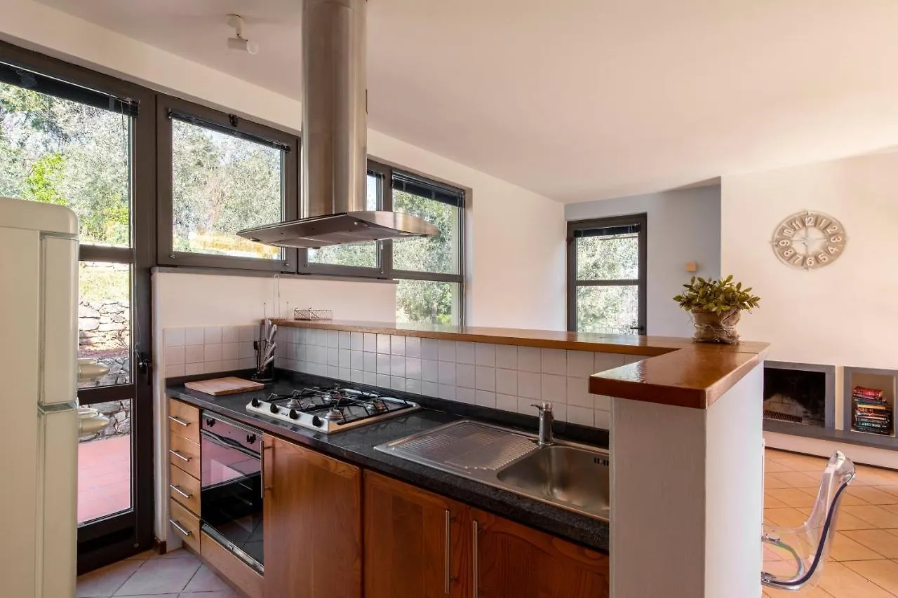 Holiday Prato Verde Chiatri Bed & Breakfast