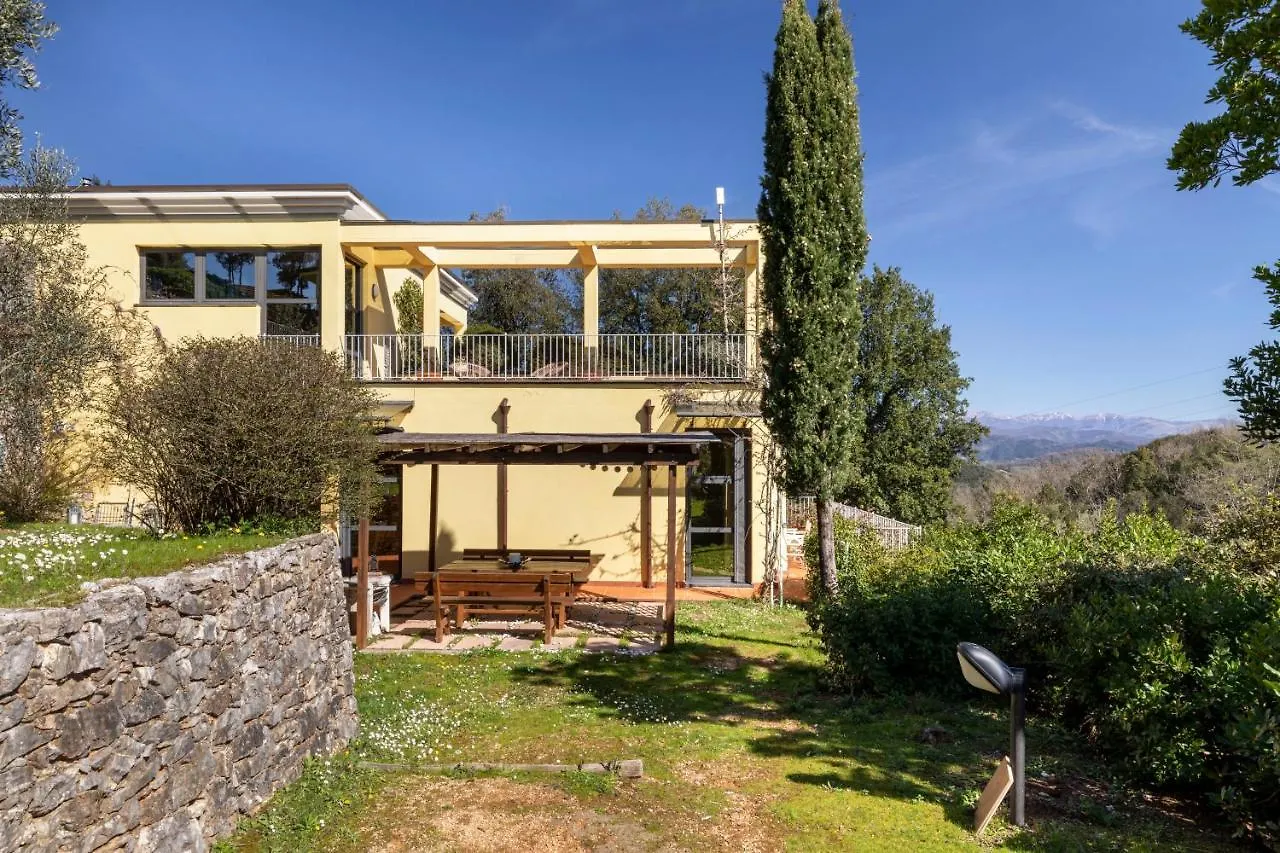 Bed & Breakfast Holiday Prato Verde Chiatri