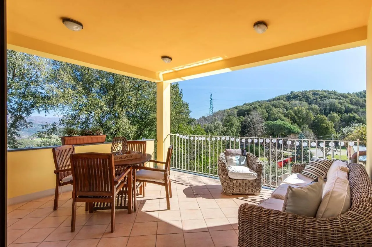 Bed & Breakfast Holiday Prato Verde Chiatri
